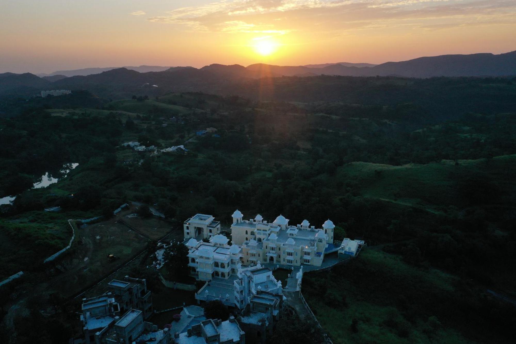 The Everest Hill Resort Kumbhalgarh Zewnętrze zdjęcie